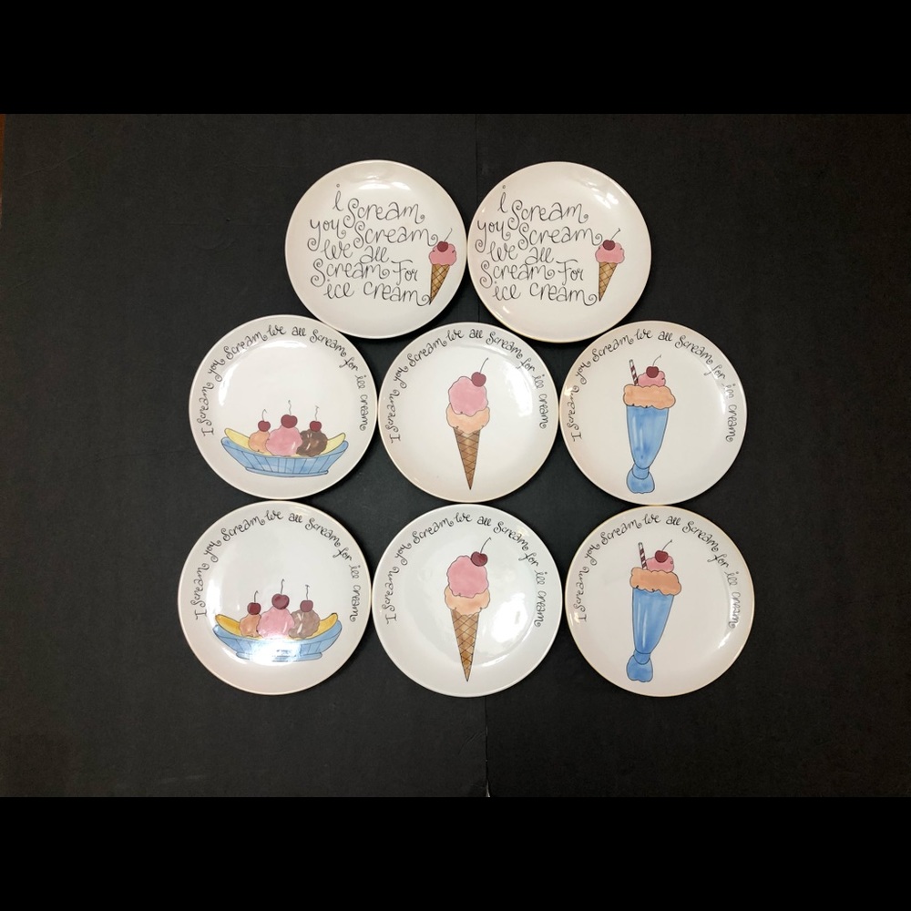 Pottery Barn plates set of 8 with storage bag